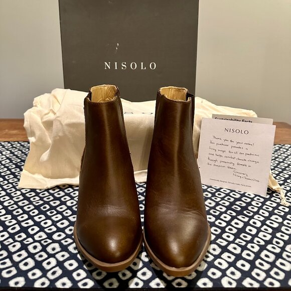 New! Nisolo Chelsea Boot in Chestnut Brown - Picture 5 of 6